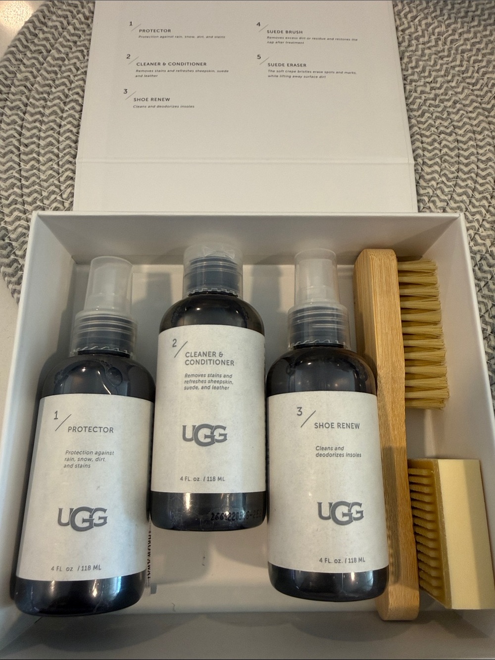 Ugg sheepskin & suede care kit